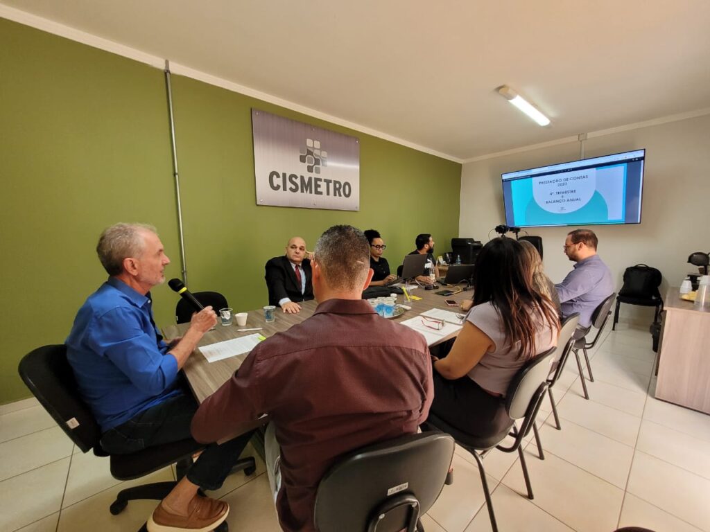 Em assembleia de prefeitos, Cismetro Limeira apresenta Relatório de Atividades de 2023